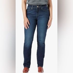 Levi Strauss Signature Modern Slim Jeans